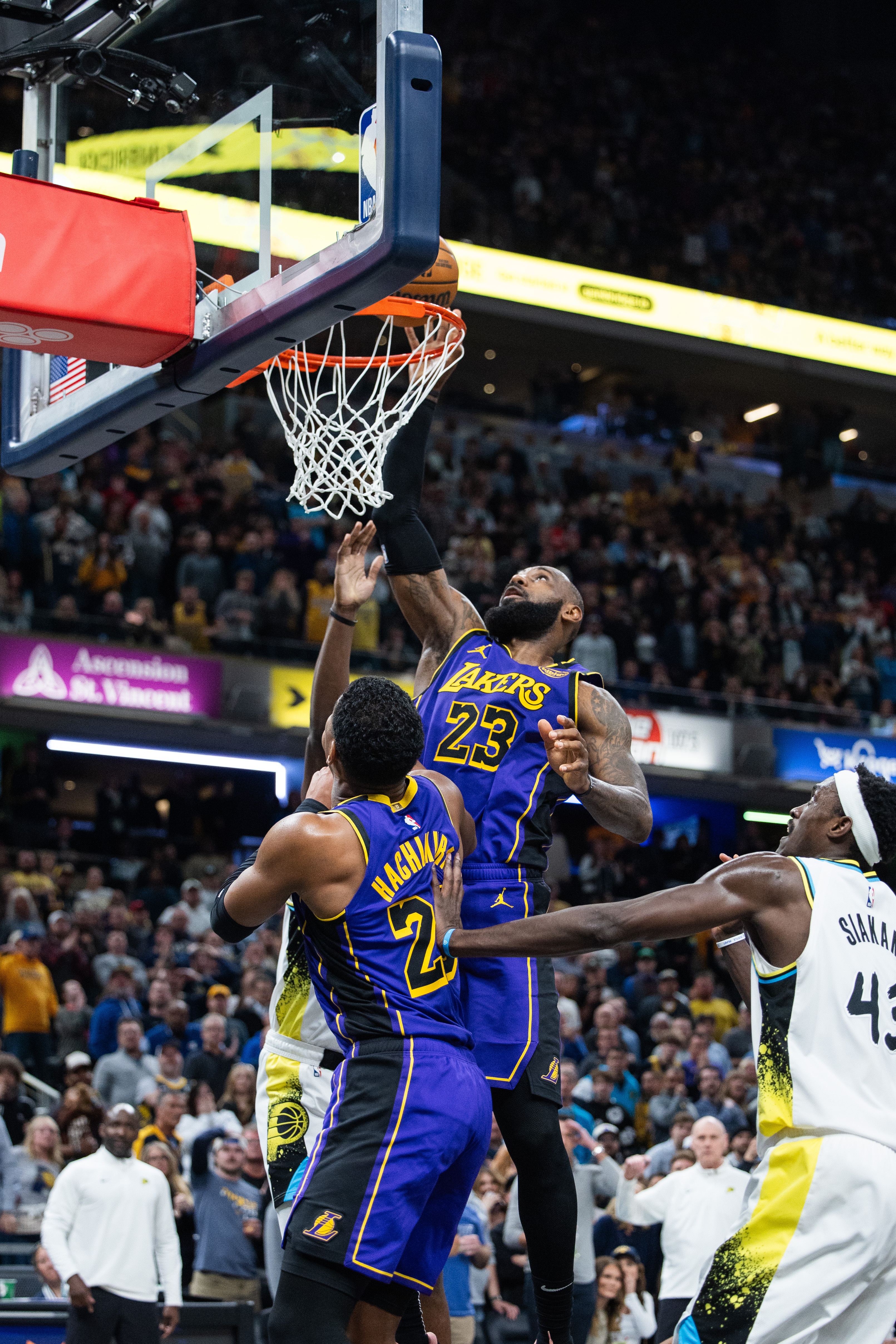 2025nba季后赛湖人预测